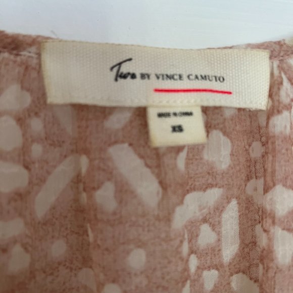 Two by Vince Camuto sheer gauzy pink boho preppy tunic top long sleeve, size XS - Picture 5 of 12